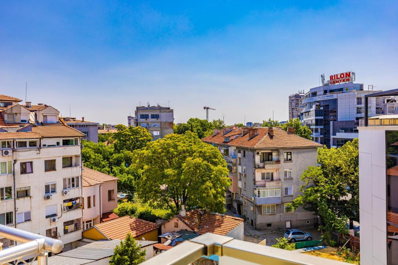Cityscape Retreat 1Bd Flat In The Heart Of Plovdiv Apartment Exterior photo